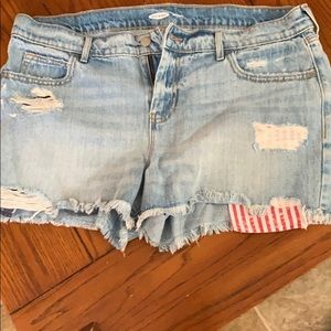 Old navy boyfriend shorts